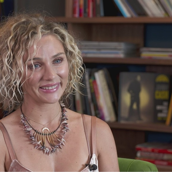 Gillawarra Arts Quill Necklace ASO Clare Bowen - Picture 5 of 6